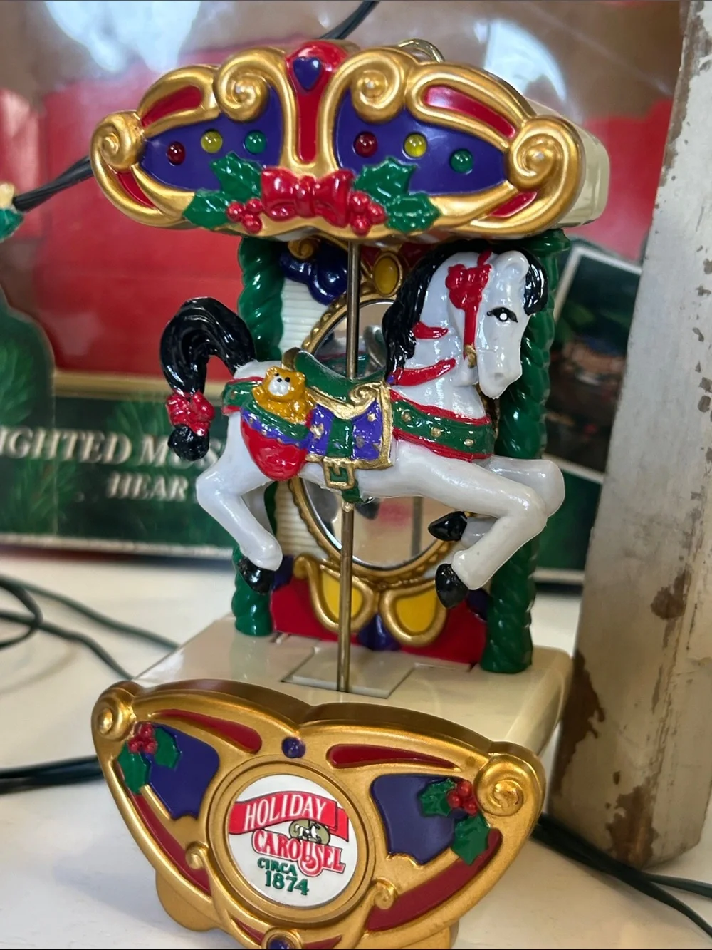 Mr Christmas 1992 Holiday Carousel Musical Lighted 6 Horses